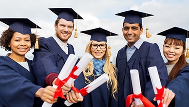 journalism-programs-students-graduate-on-time