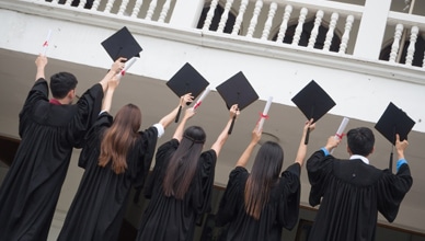 international_business_students_graduate_on_time