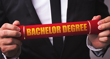 bachelor_degree_AD | University HQ